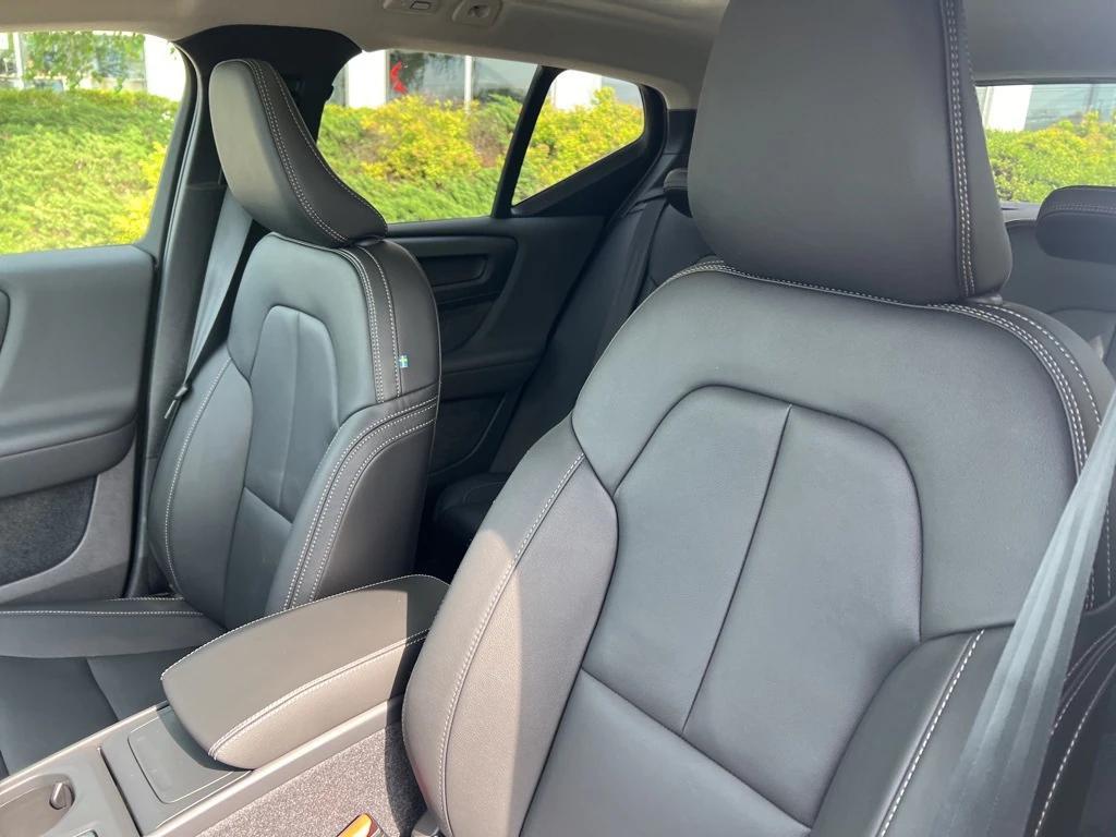 new 2026 Volvo XC40 car, priced at $48,000