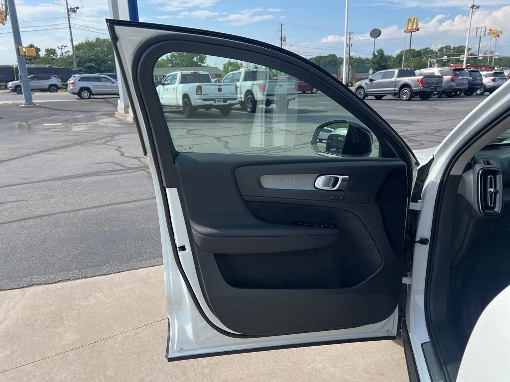 new 2026 Volvo XC40 car, priced at $48,000
