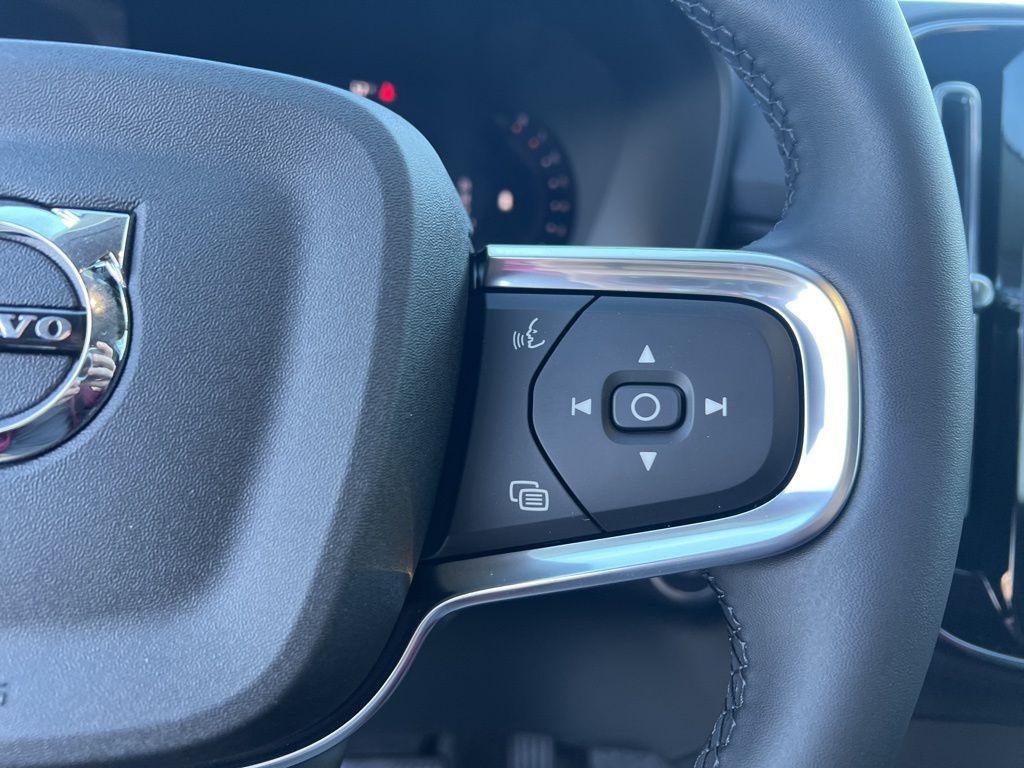 new 2026 Volvo XC40 car, priced at $50,150