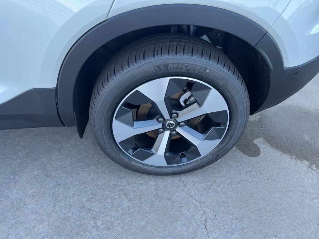 new 2026 Volvo XC40 car, priced at $50,150