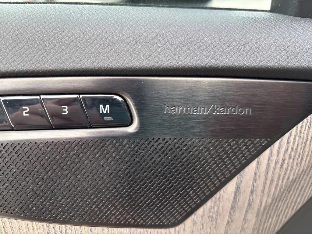 used 2023 Volvo XC90 car, priced at $37,993