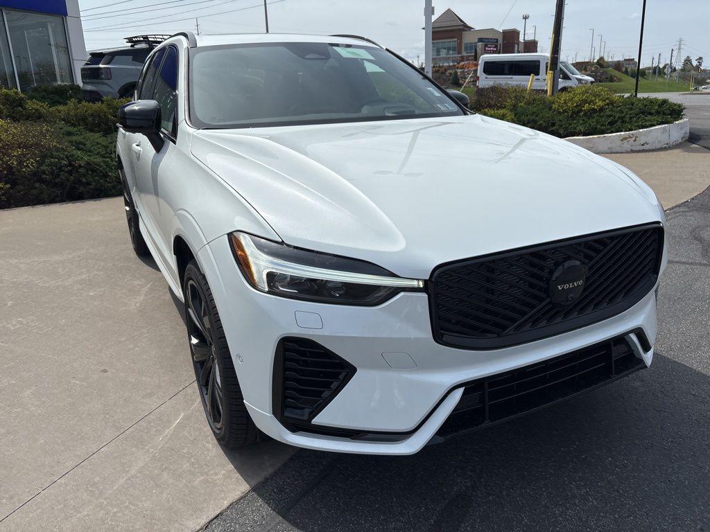 new 2026 Volvo XC60 Plug-In Hybrid car, priced at $75,440
