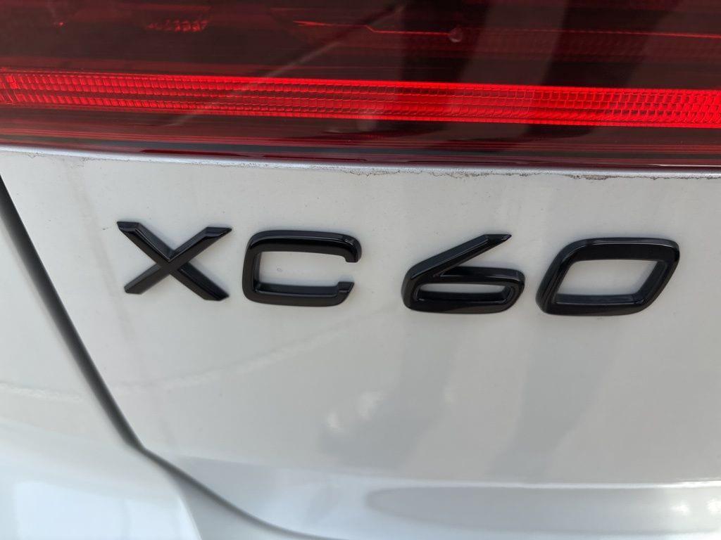new 2026 Volvo XC60 Plug-In Hybrid car, priced at $75,440