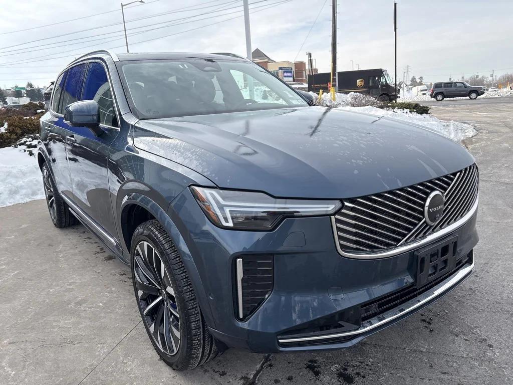 used 2025 Volvo XC90 car, priced at $51,995