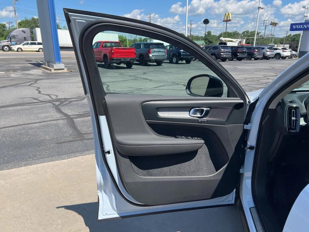 new 2026 Volvo XC40 car, priced at $48,000