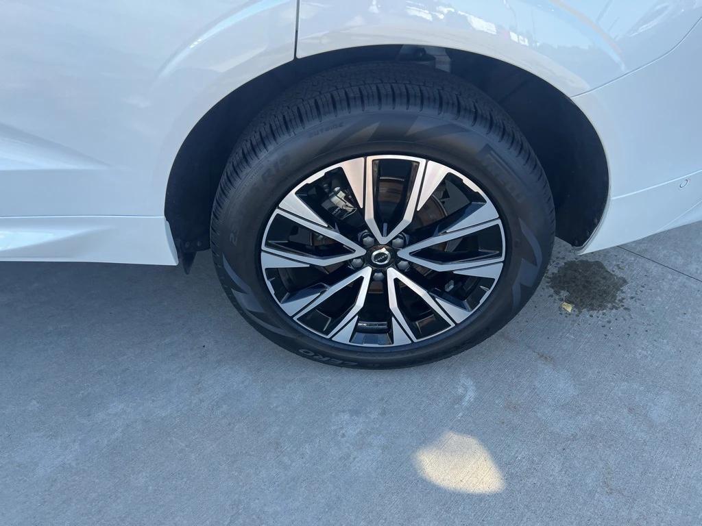 used 2025 Volvo XC60 car, priced at $37,844