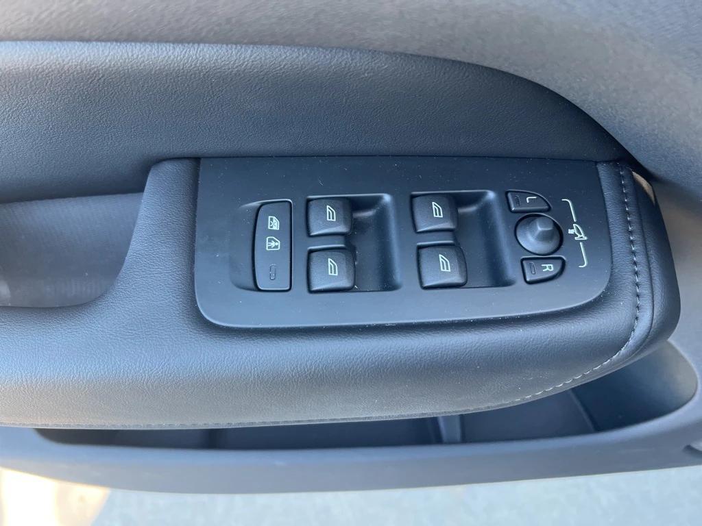 used 2025 Volvo XC60 car, priced at $37,844