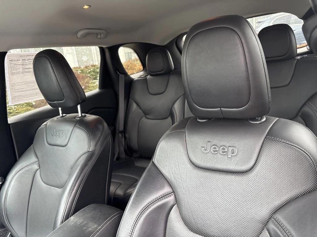used 2019 Jeep Cherokee car, priced at $13,894