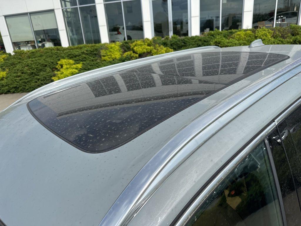 used 2024 Volvo XC90 car, priced at $57,995