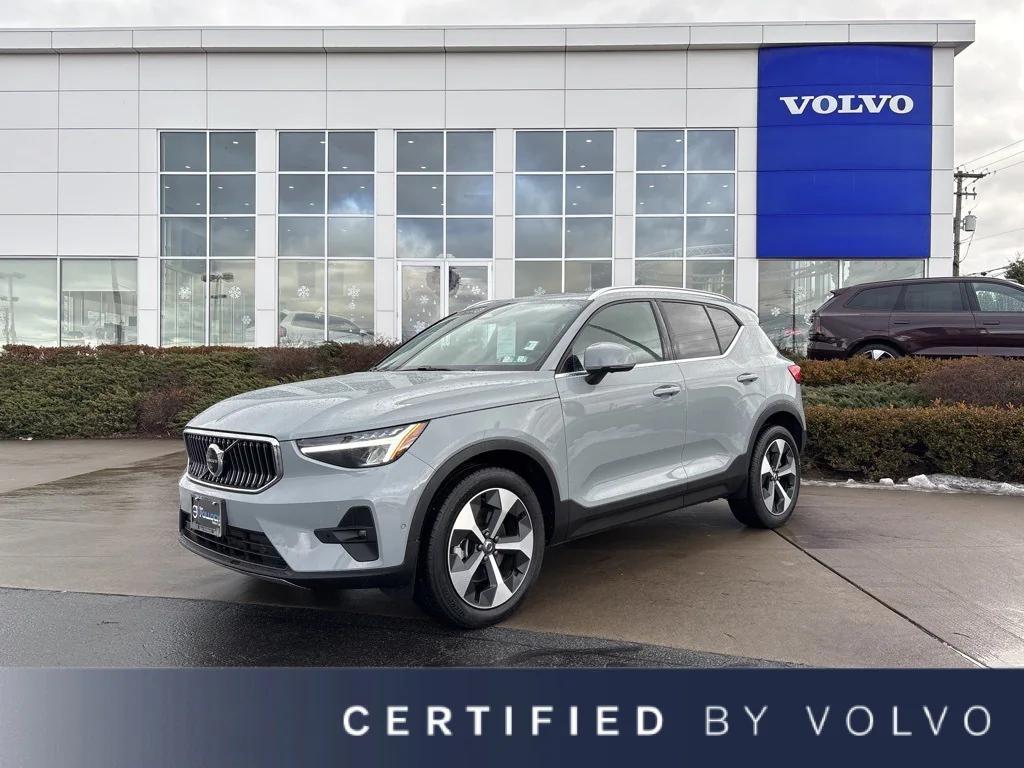 used 2025 Volvo XC40 car, priced at $32,477