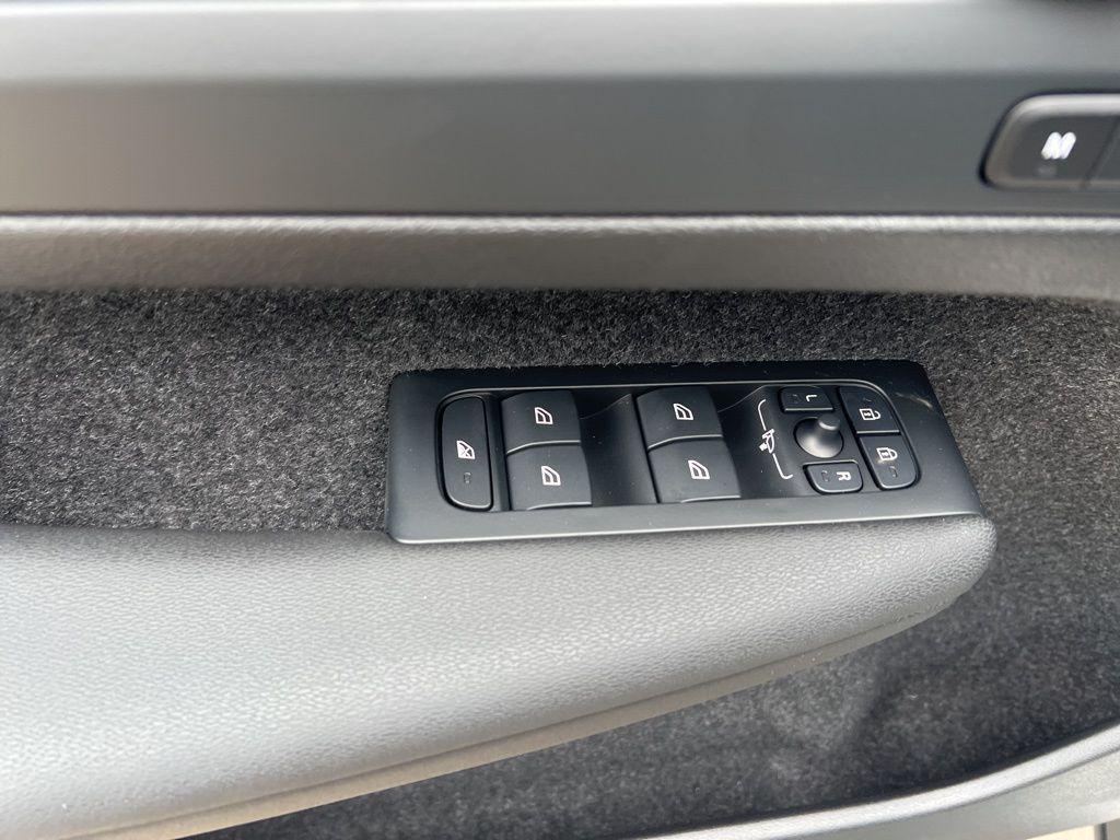 new 2026 Volvo XC40 car, priced at $49,150