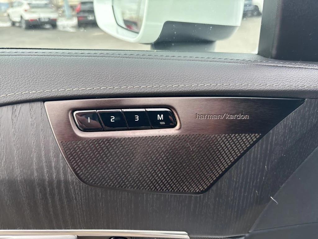 used 2024 Volvo XC90 Recharge Plug-In Hybrid car, priced at $50,995