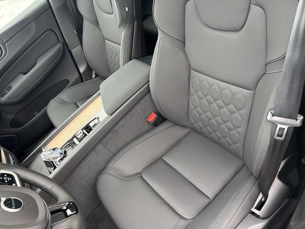 new 2026 Volvo XC60 car, priced at $57,985