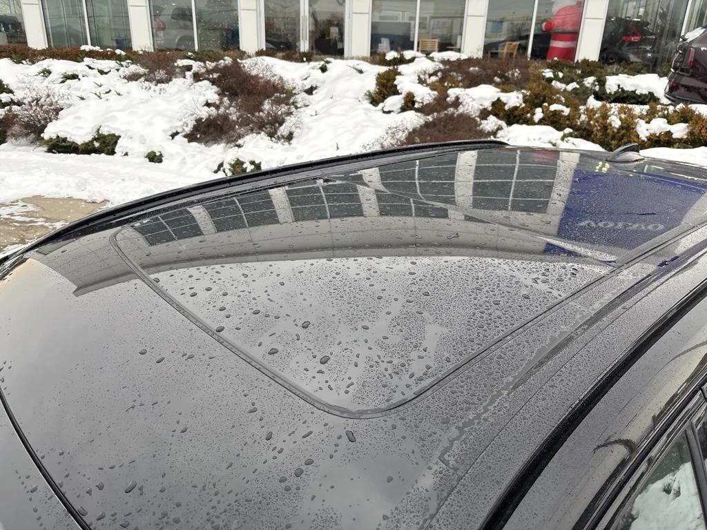 new 2026 Volvo XC60 car, priced at $57,985