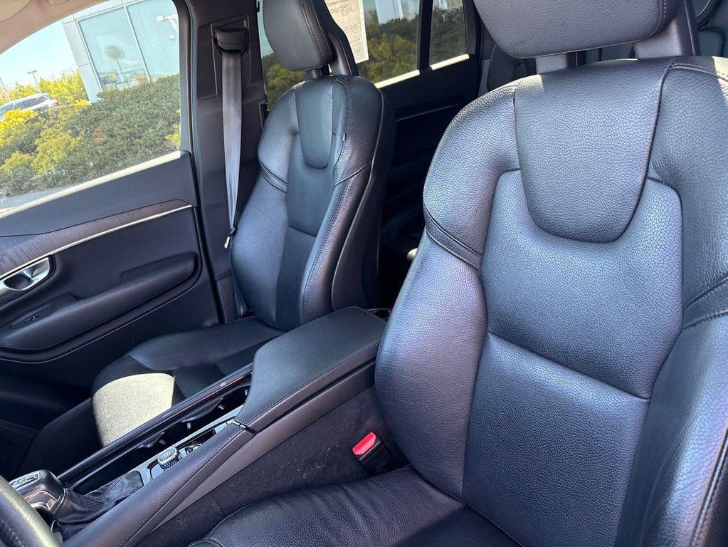 used 2020 Volvo XC90 car, priced at $27,509