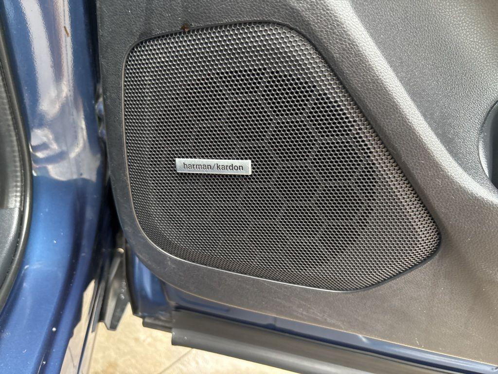 Abyss Blue Pearl 2022 Subaru Ascent Limited 7-Passenger