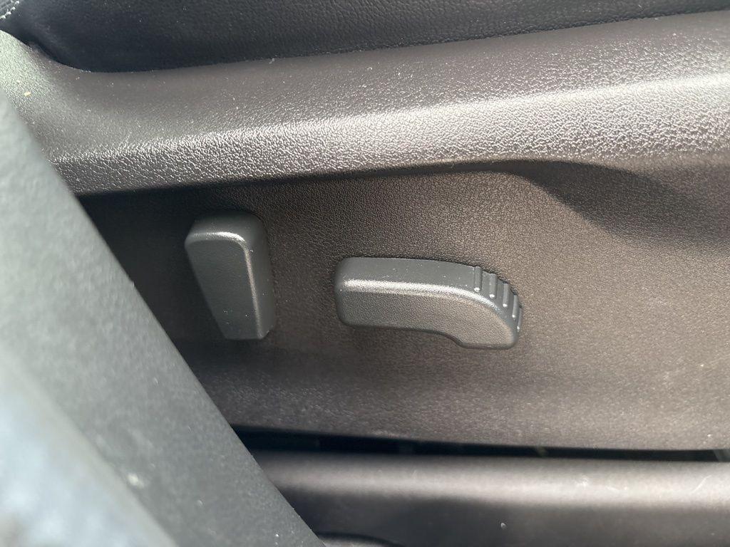 Abyss Blue Pearl 2022 Subaru Ascent Limited 7-Passenger