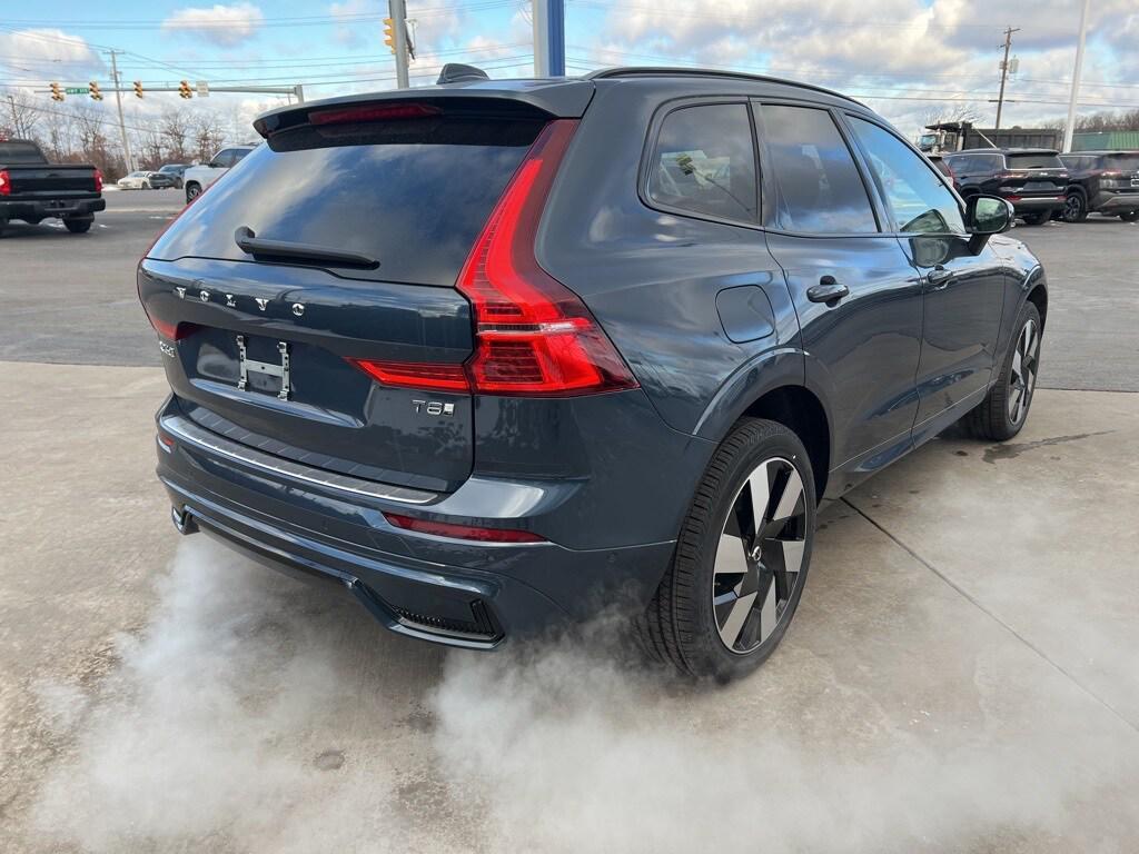 new 2025 Volvo XC60 Plug-In Hybrid car, priced at $50,658