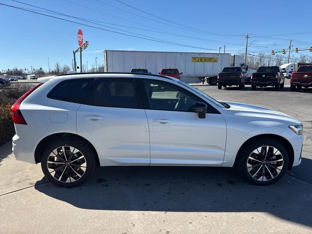 new 2026 Volvo XC60 Plug-In Hybrid car, priced at $70,590