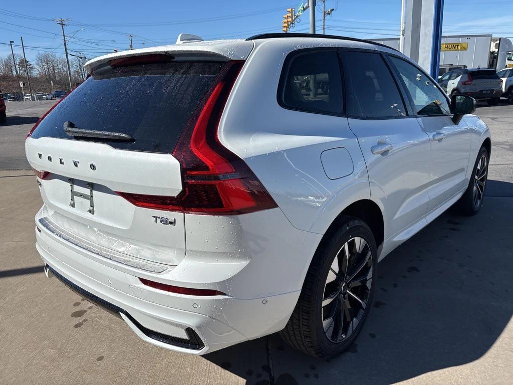 new 2026 Volvo XC60 Plug-In Hybrid car, priced at $70,590