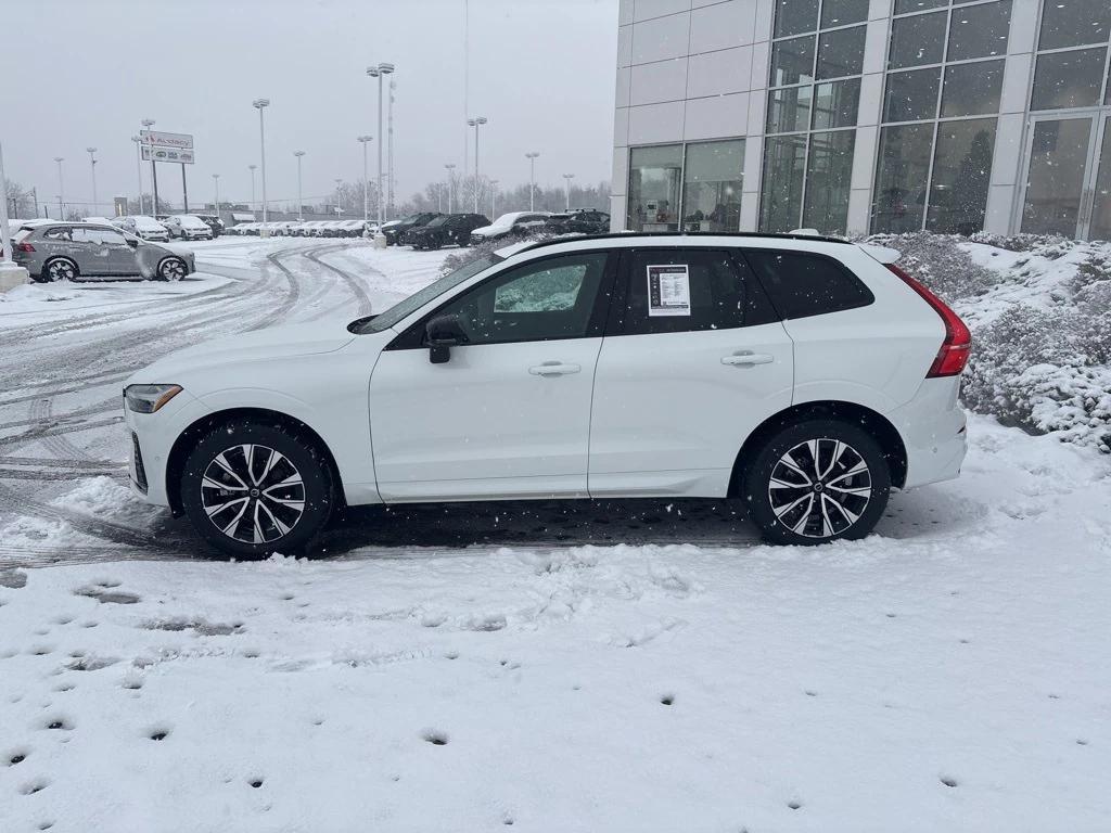 used 2024 Volvo XC60 car, priced at $35,994