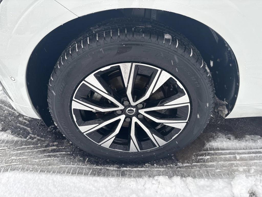 used 2024 Volvo XC60 car, priced at $35,994