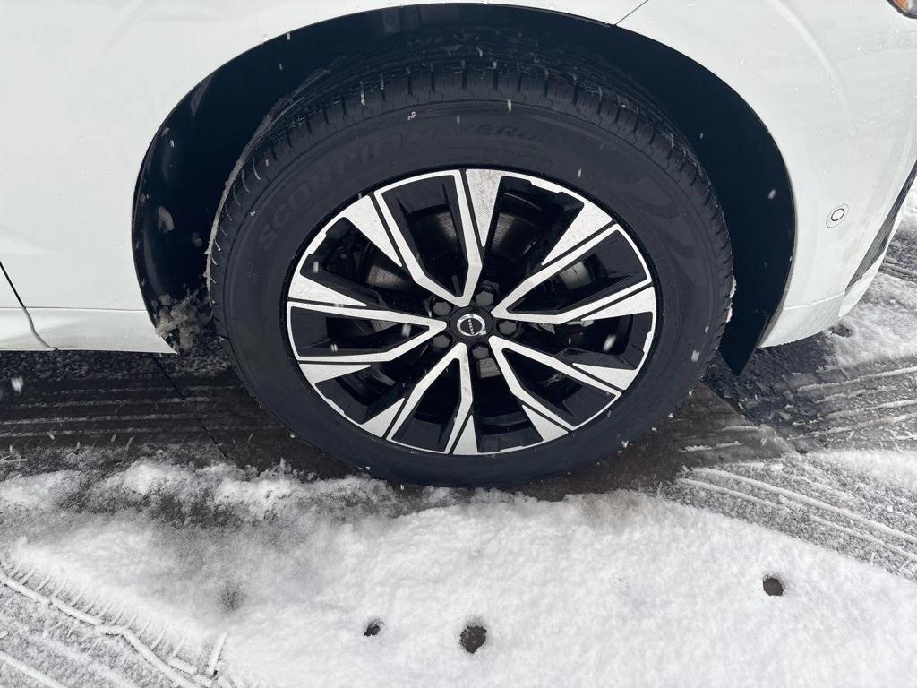 used 2024 Volvo XC60 car, priced at $35,994