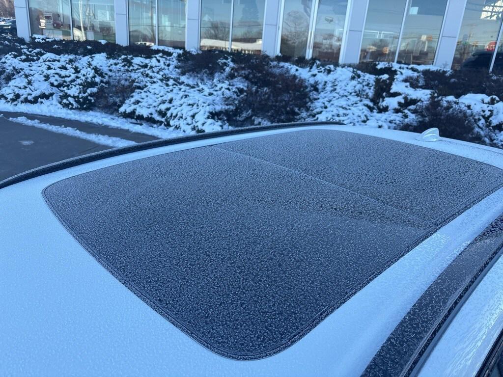 used 2025 Volvo XC60 car, priced at $37,357