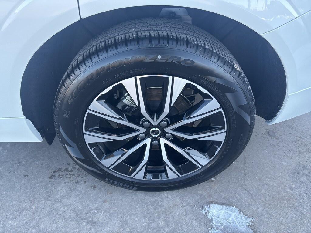 used 2025 Volvo XC60 car, priced at $37,357