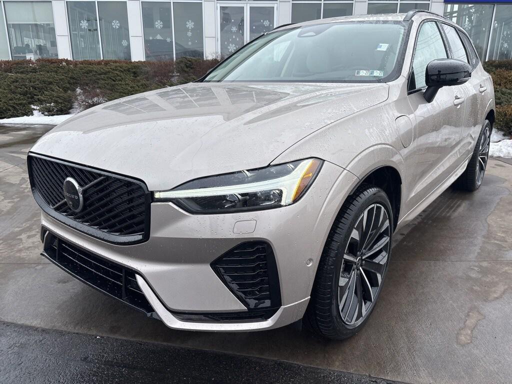 new 2026 Volvo XC60 Plug-In Hybrid car, priced at $75,355