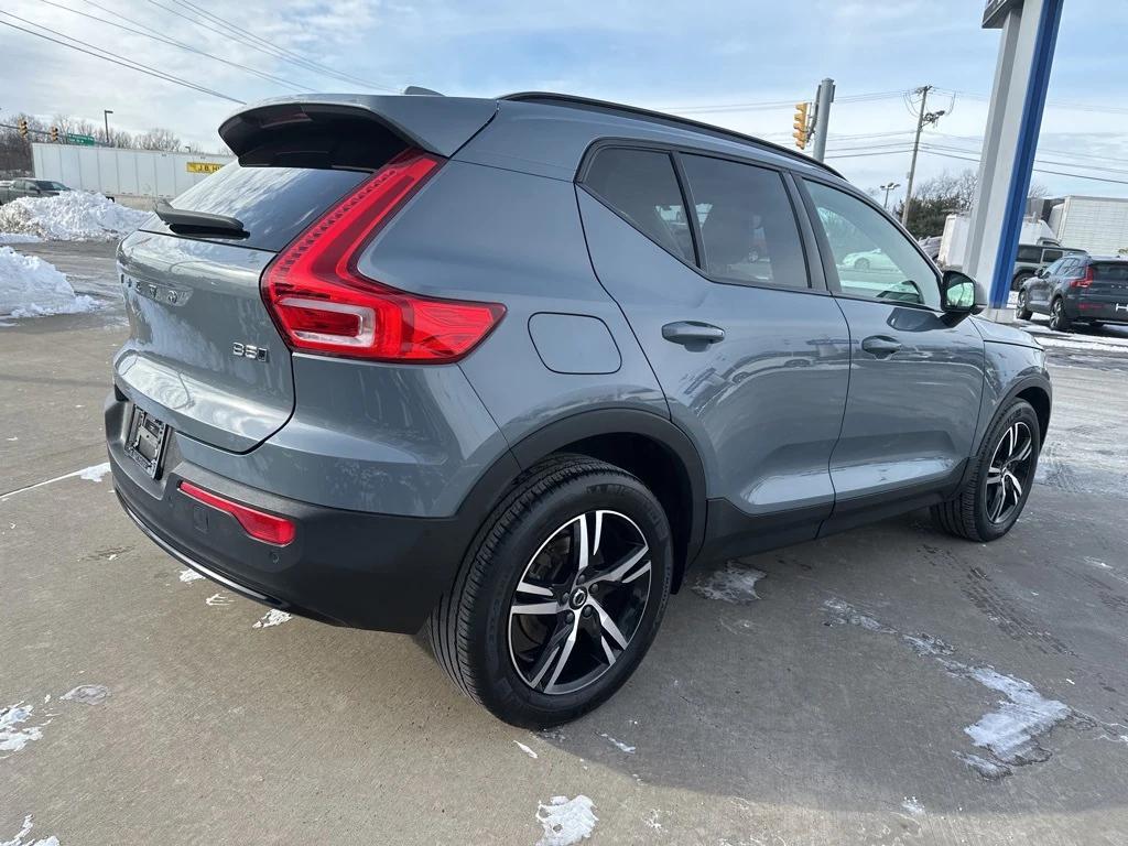used 2023 Volvo XC40 car, priced at $29,998