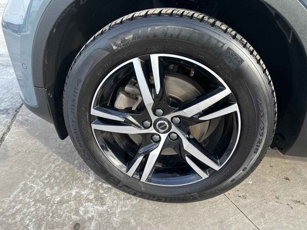 used 2023 Volvo XC40 car, priced at $29,998