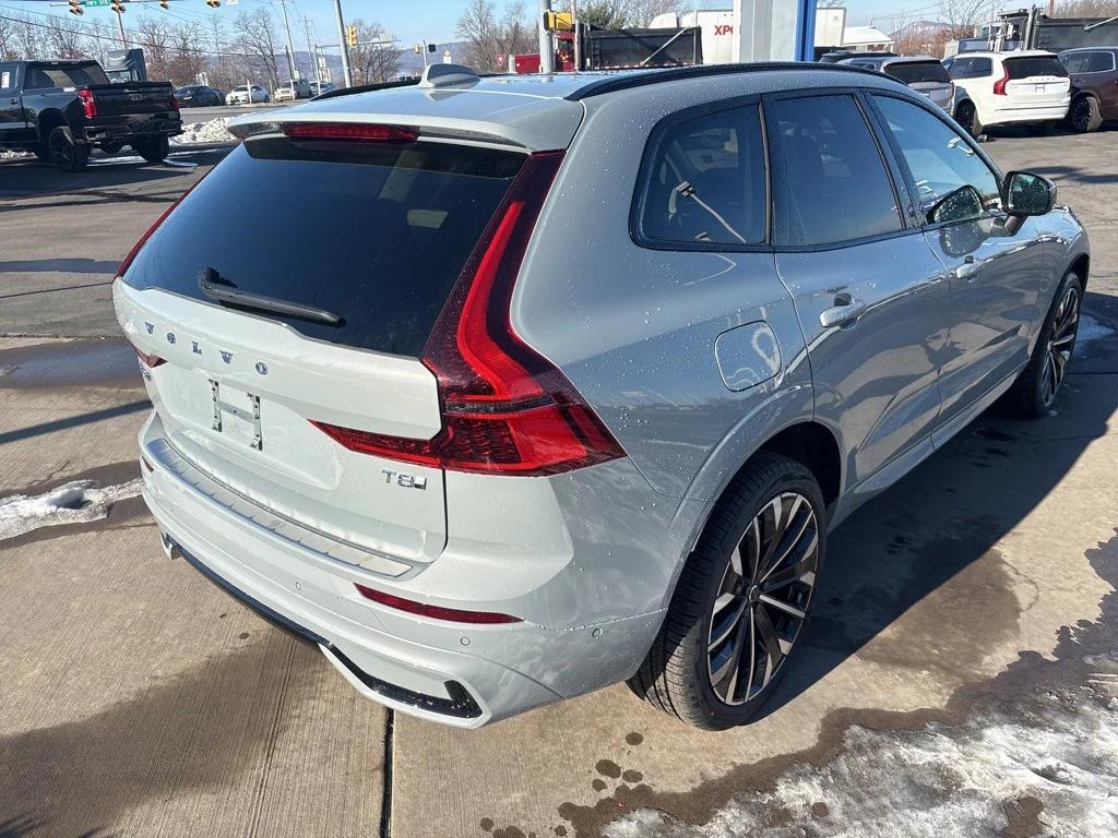 new 2026 Volvo XC60 Plug-In Hybrid car, priced at $75,235