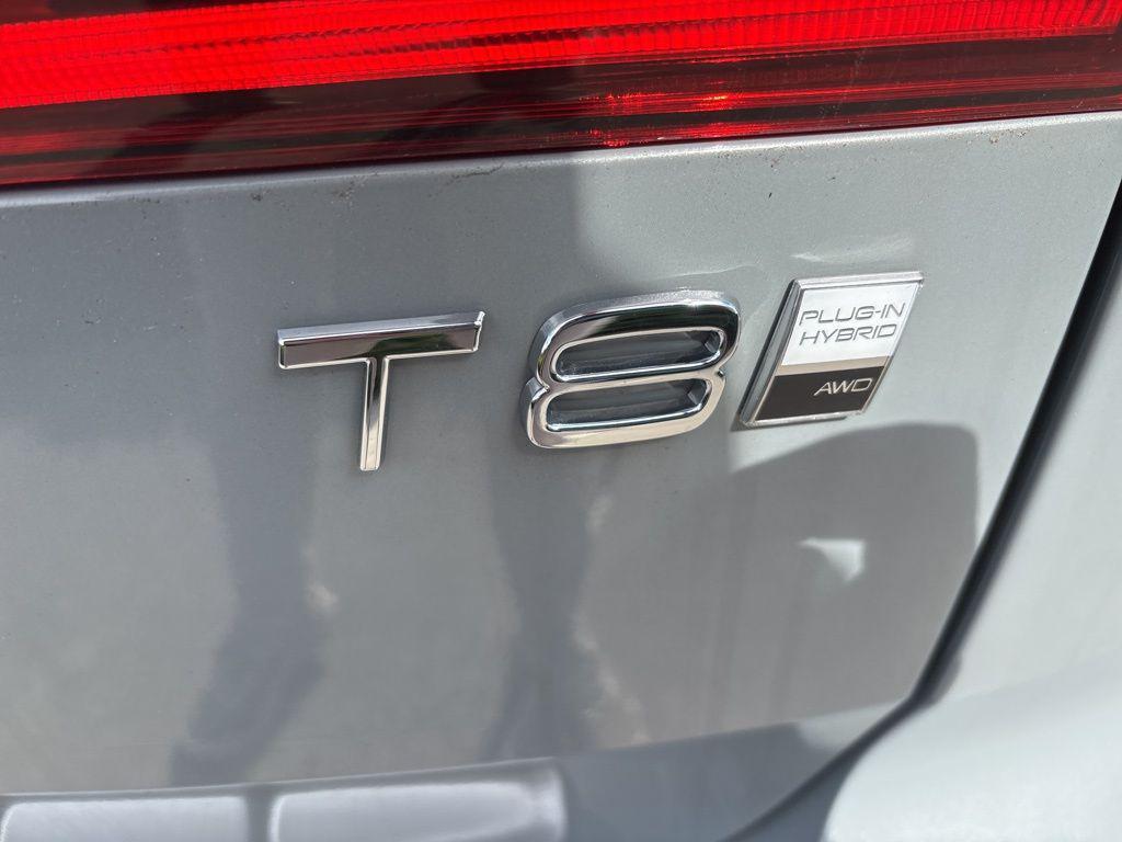 new 2026 Volvo XC60 Plug-In Hybrid car, priced at $69,285