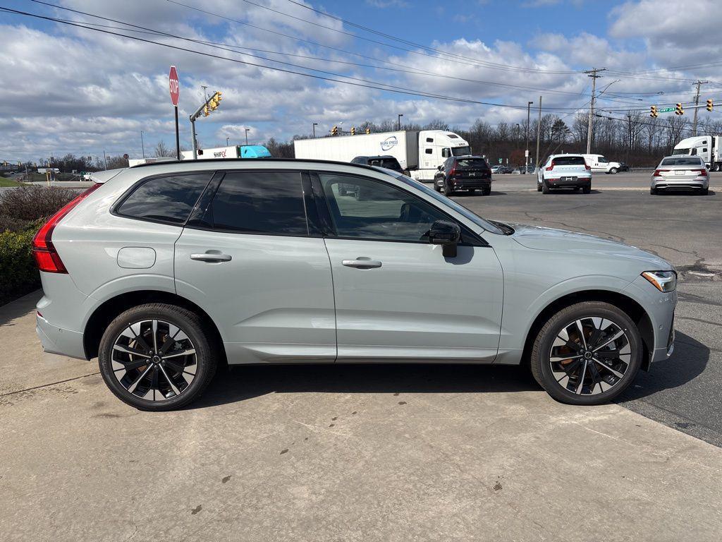 new 2026 Volvo XC60 Plug-In Hybrid car, priced at $69,285
