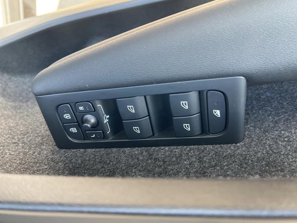 new 2026 Volvo XC40 car, priced at $50,150