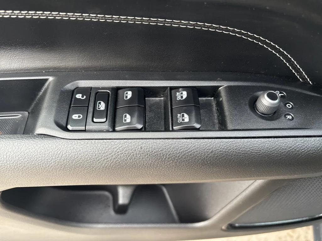 used 2023 Jeep Compass car, priced at $25,955