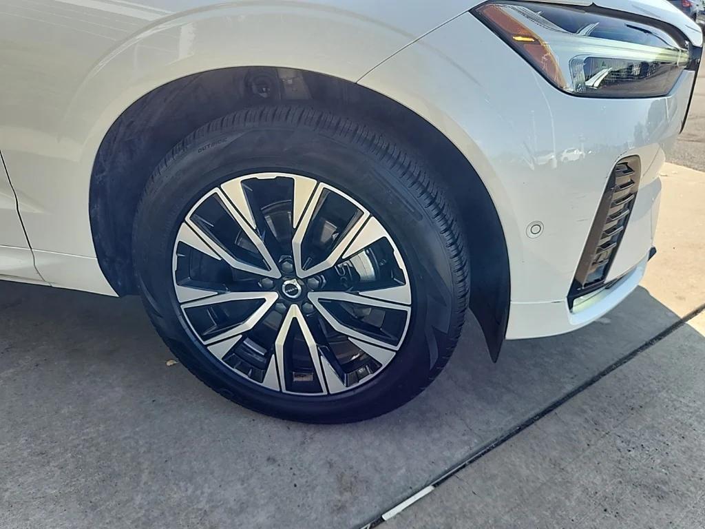 used 2025 Volvo XC60 car, priced at $36,264