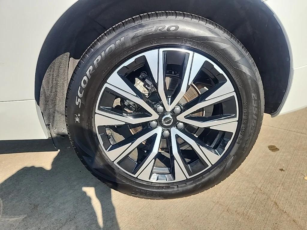 used 2025 Volvo XC60 car, priced at $36,264
