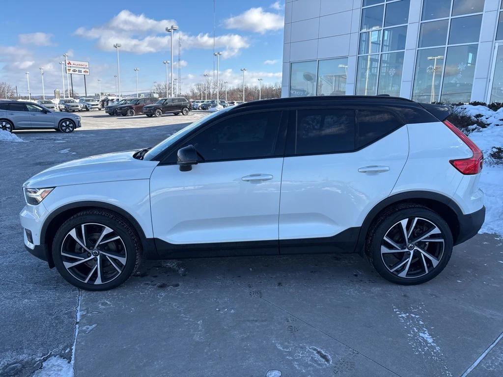 used 2021 Volvo XC40 car, priced at $23,238