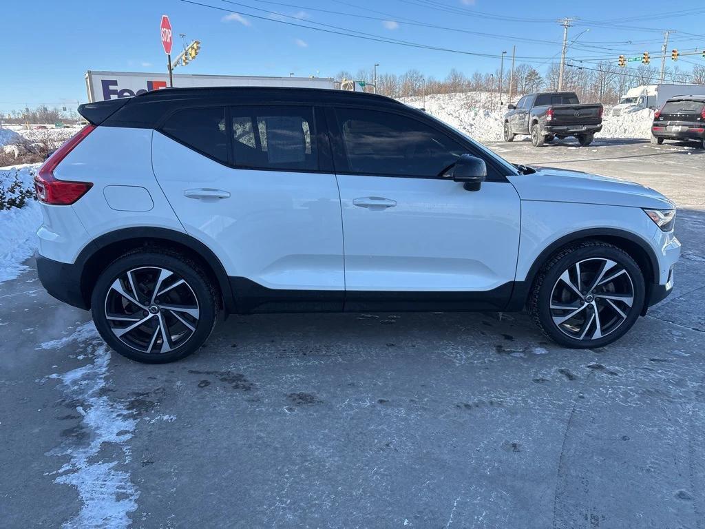 used 2021 Volvo XC40 car, priced at $23,238