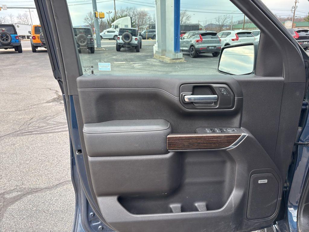 used 2021 GMC Sierra 1500 car, priced at $37,995