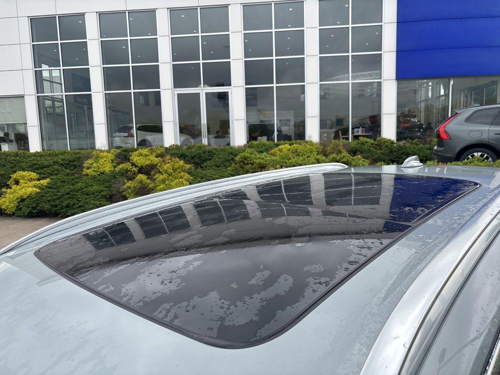 used 2026 Volvo XC90 car, priced at $62,995