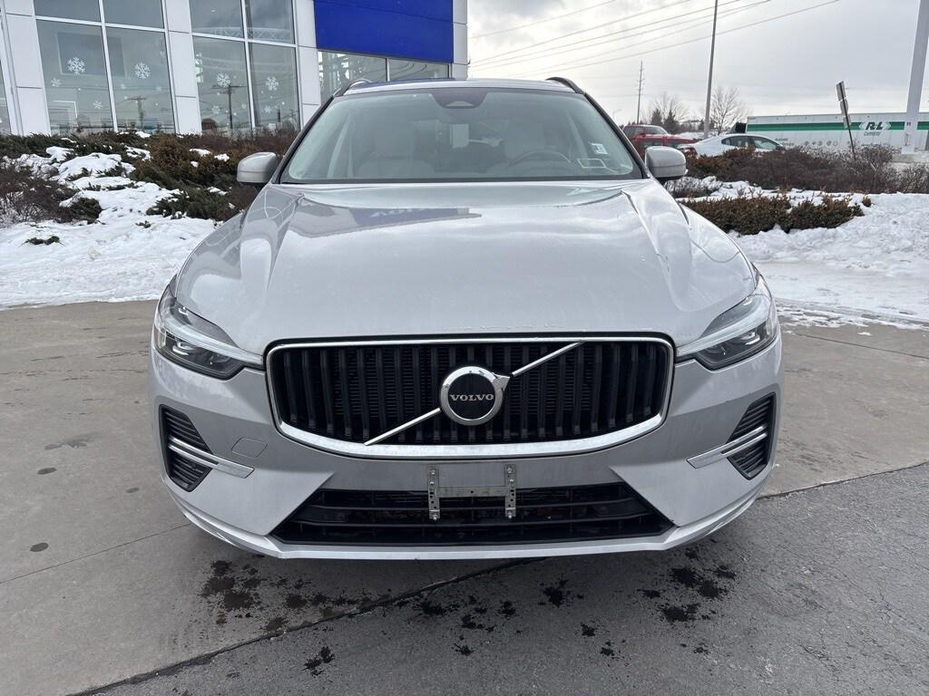 used 2023 Volvo XC60 car, priced at $31,995