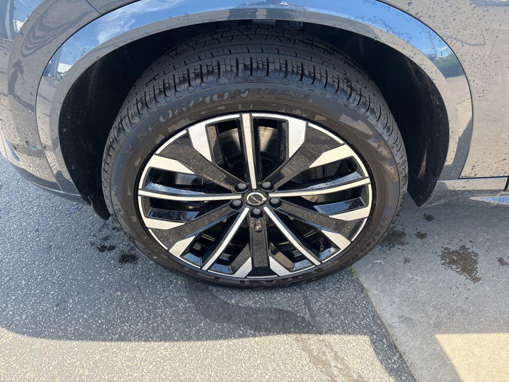new 2026 Volvo XC90 Plug-In Hybrid car, priced at $84,800