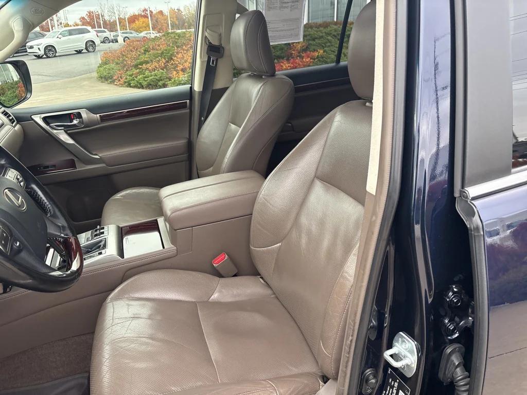 used 2017 Lexus GX 460 car, priced at $25,995