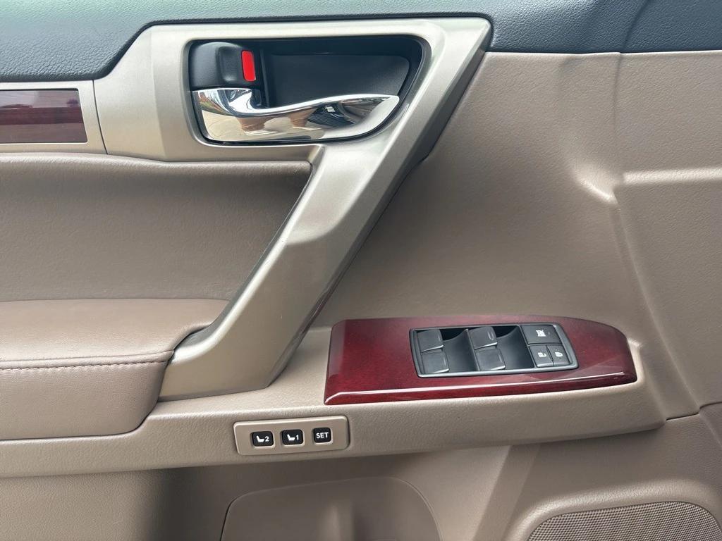 used 2017 Lexus GX 460 car, priced at $25,995