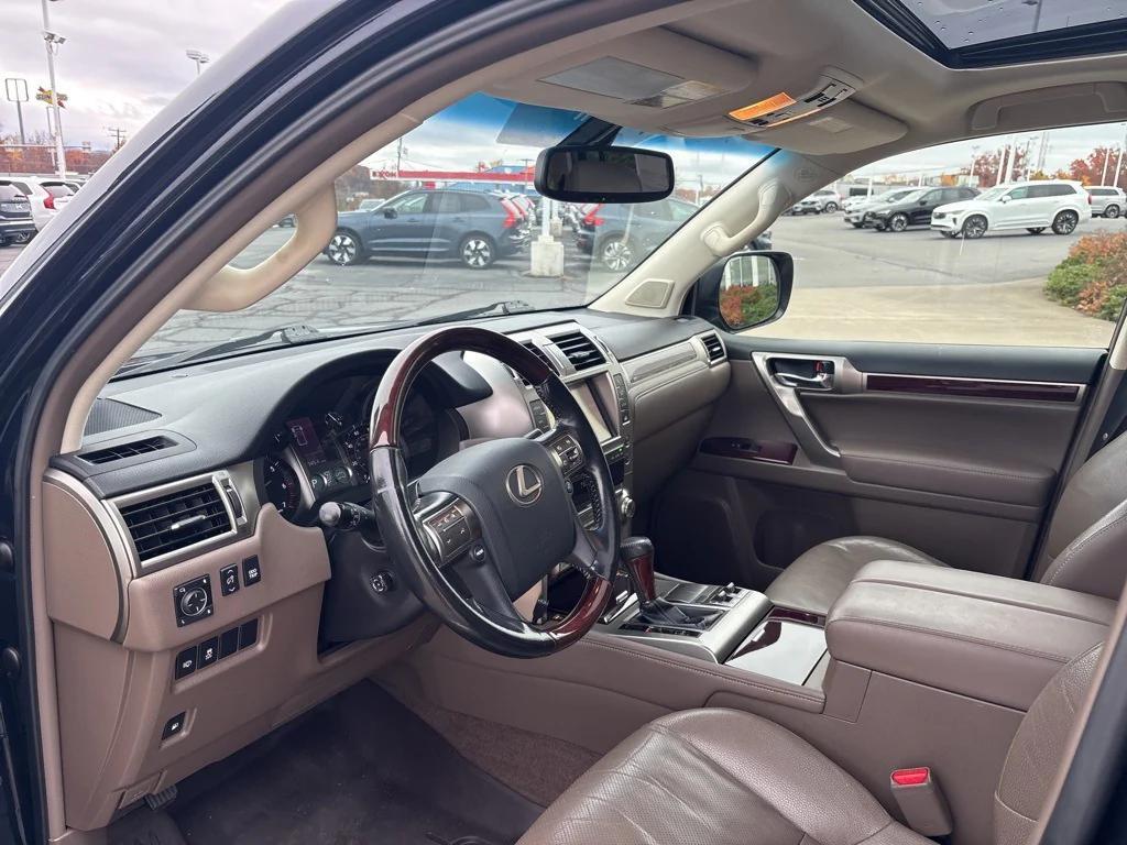used 2017 Lexus GX 460 car, priced at $25,995