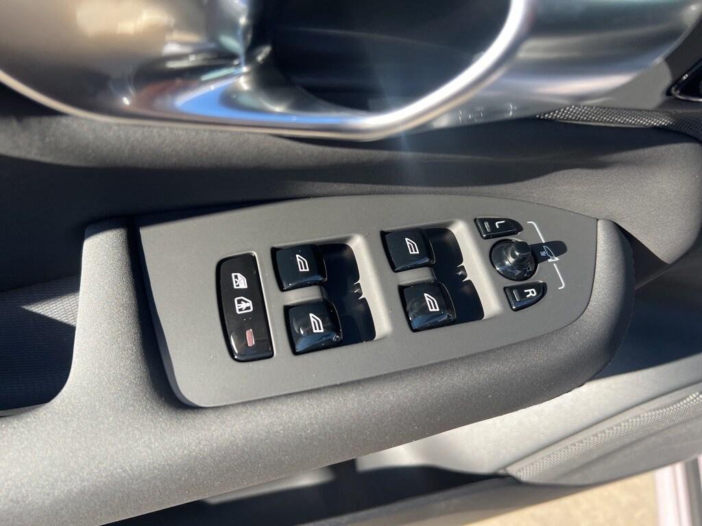 new 2026 Volvo XC90 car, priced at $72,325