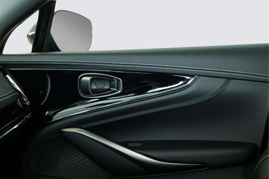 new 2026 Aston Martin DBX car, priced at $320,800